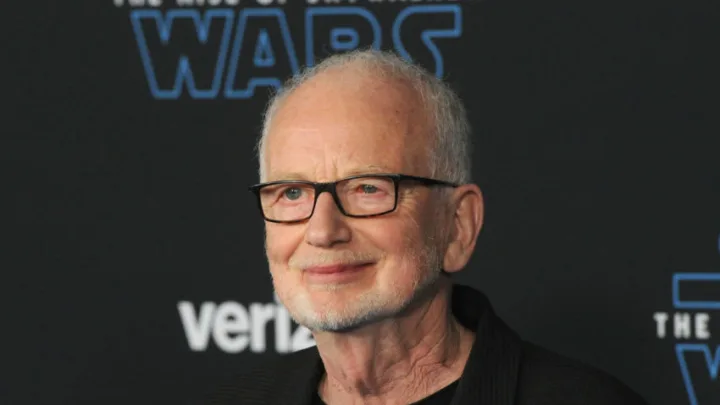 Ian Mcdiarmid Net Worth: $8 Million (Actor, Star Wars Series)